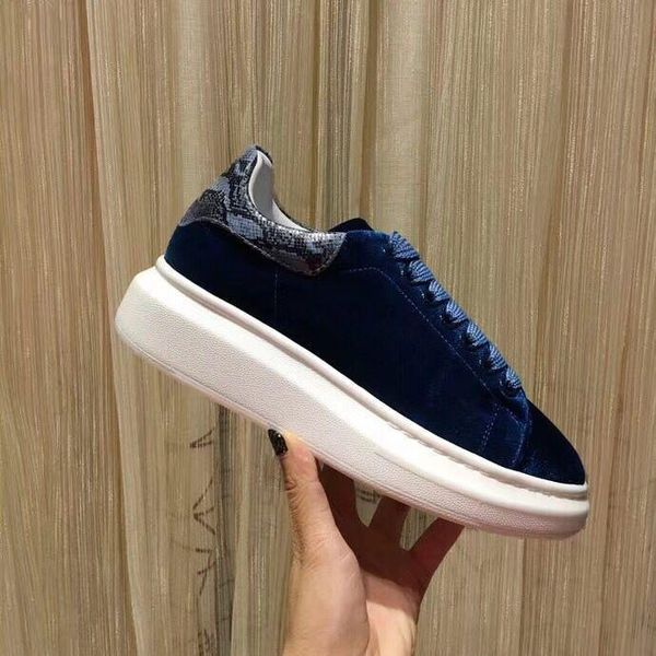 2019 new designer shoes luxury g men women low cut white genuine leather casual flat shoes brand sneakers loafers xrx19041405, Black
2019 new designer shoes luxury g men women low cut white genuine leather casual flat shoes brand sneakers loafers xrx19041405, Black
