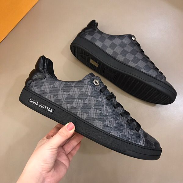 classic style real leather low-casual single shoes men fashion sneakers for man with yellow box 38-45, Black
classic style real leather low-casual single shoes men fashion sneakers for man with yellow box 38-45, Black