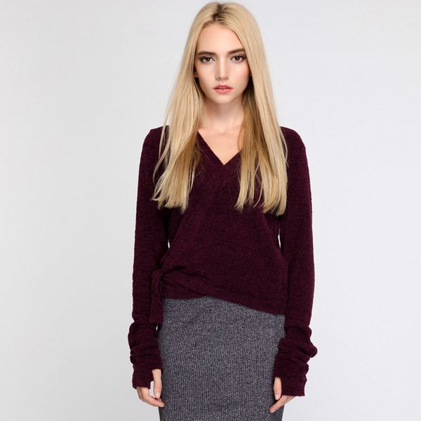 new style sweaters fashion 2018 women v neck solid knitted pullover lace up winter for women, White;black
new style sweaters fashion 2018 women v neck solid knitted pullover lace up winter for women, White;black