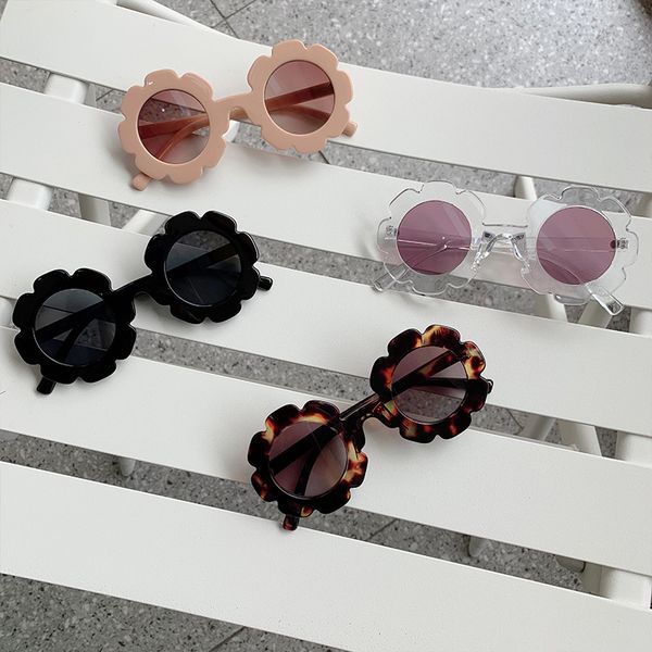 kinder zonnebril 2019 boys&girls cute sunglasses baby 3-8 yrs sunflower children sunglasses uv400 protect eye oculos de sol n812, Blue
kinder zonnebril 2019 boys&girls cute sunglasses baby 3-8 yrs sunflower children sunglasses uv400 protect eye oculos de sol n812, Blue