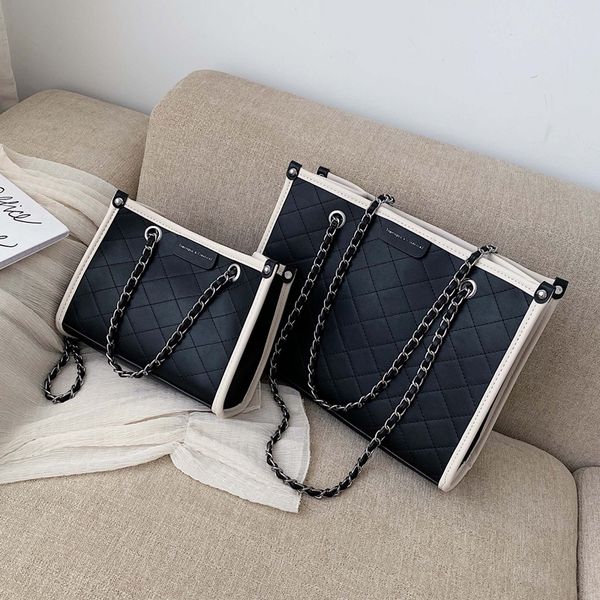 single shoulder bag women's 2020 new korean-style all-match messenger bag large capacity simple fashion rhombus chain
single shoulder bag women's 2020 new korean-style all-match messenger bag large capacity simple fashion rhombus chain