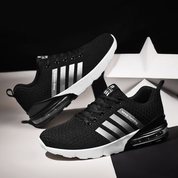 мужчины кроссовки дышащий air mesh кроссовки открытый спортивная обувь подушка flats обучение обуви мужчины 39-46 zapatos de hombre
мужчины кроссовки дышащий air mesh кроссовки открытый спортивная обувь подушка flats обучение обуви мужчины 39-46 zapatos de hombre