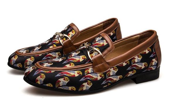 2019 New Men's Shoes Wedding Dress Male Flats Casual Slip-on Shoes Italian Mens Shoes cloth Handmade Loafers 551
2019 New Men's Shoes Wedding Dress Male Flats Casual Slip-on Shoes Italian Mens Shoes cloth Handmade Loafers 551