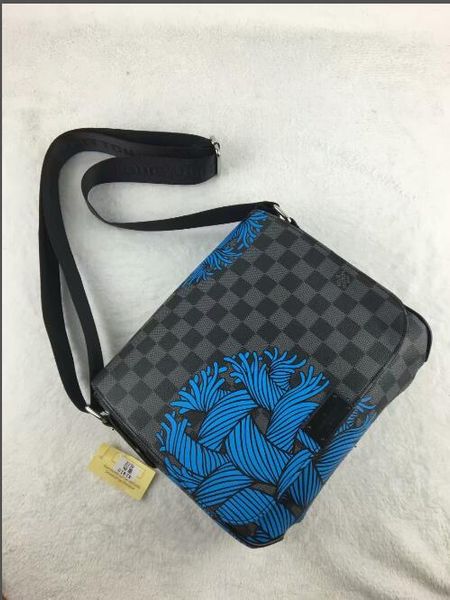 2019 new brand name men bag handbag cro body ingle houlder men me enger bag briefca e men bag pur e computer geniune leather
2019 new brand name men bag handbag cro body ingle houlder men me enger bag briefca e men bag pur e computer geniune leather