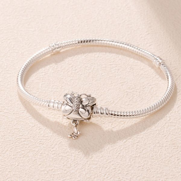 2019 spring 925 jewelry moments sterling silver bracelet with decorative butterfly clasp bracelet fits for women making pandora bracelet, Black
2019 spring 925 jewelry moments sterling silver bracelet with decorative butterfly clasp bracelet fits for women making pandora bracelet, Black