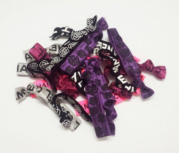 cc hair band good quality hair ties simple fashion normal hair rope 
cc hair band good quality hair ties simple fashion normal hair rope