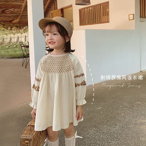 children's dress girl's national style embroidered dress 2020 new spring fashion baby baby girl clothes, Red;yellow
children's dress girl's national style embroidered dress 2020 new spring fashion baby baby girl clothes, Red;yellow