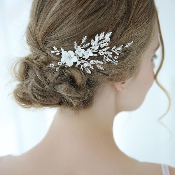 trendy crystal hair ornaments flower bridal jewelry wedding hair accessories headpiece girl's party headdress jewelery, Golden;white
trendy crystal hair ornaments flower bridal jewelry wedding hair accessories headpiece girl's party headdress jewelery, Golden;white