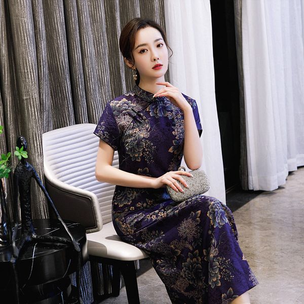 2020 summer new cheongsam women improved retro chinese style daily banquet slim slim cheongsam dress, Red
2020 summer new cheongsam women improved retro chinese style daily banquet slim slim cheongsam dress, Red