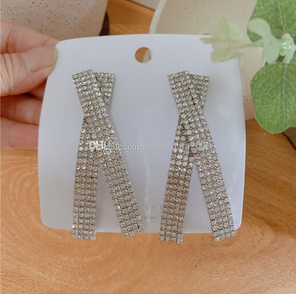 jewelry personality exaggerated arc cross rectangular four rows of diamonds temperament long earrings, Golden
jewelry personality exaggerated arc cross rectangular four rows of diamonds temperament long earrings, Golden