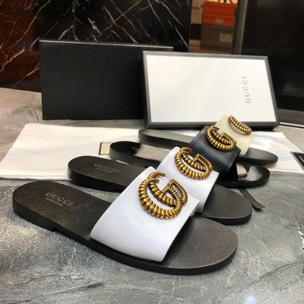 2020 brand women sandals big size 35-42 designers shoes slide summer fashion wide flat slippery sandals slipper ex beach flip flops slipper, Black
2020 brand women sandals big size 35-42 designers shoes slide summer fashion wide flat slippery sandals slipper ex beach flip flops slipper, Black
