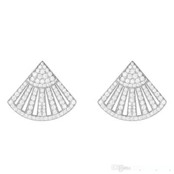 ol fashion women earrings white gold plated full cz fan shaped earrings for girls women for party wedding nice gift, Golden;silver
ol fashion women earrings white gold plated full cz fan shaped earrings for girls women for party wedding nice gift, Golden;silver