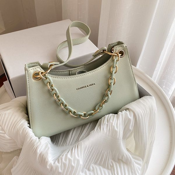 new unique design fashion armpit bag & elegant chain square bag shoulder width 28cm height 17cm thickness 7cm
new unique design fashion armpit bag & elegant chain square bag shoulder width 28cm height 17cm thickness 7cm