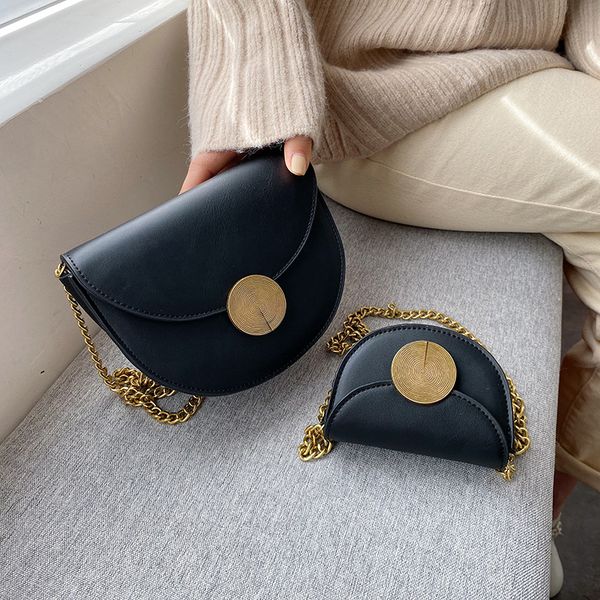 women handbag 2019 new round buckle chain crossbody messenger bag fashion saddle shoulder bag
women handbag 2019 new round buckle chain crossbody messenger bag fashion saddle shoulder bag
