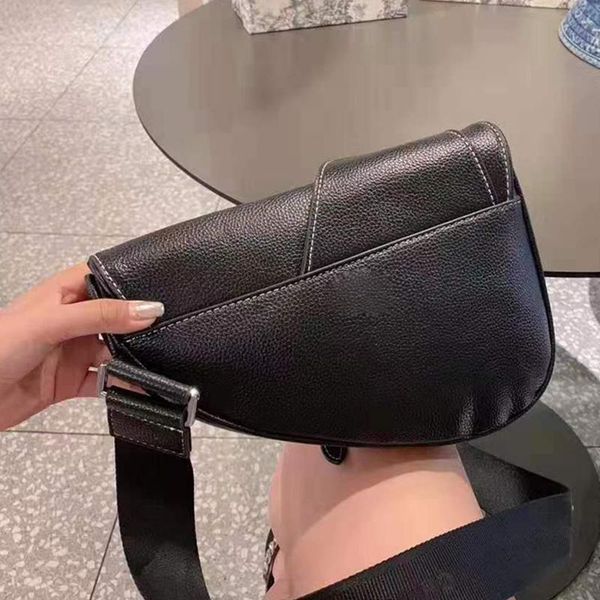 ts solid color crossbody saddle bag new mens womens ladies couples designer handbags purses shoulder bag black tsysbb206
ts solid color crossbody saddle bag new mens womens ladies couples designer handbags purses shoulder bag black tsysbb206