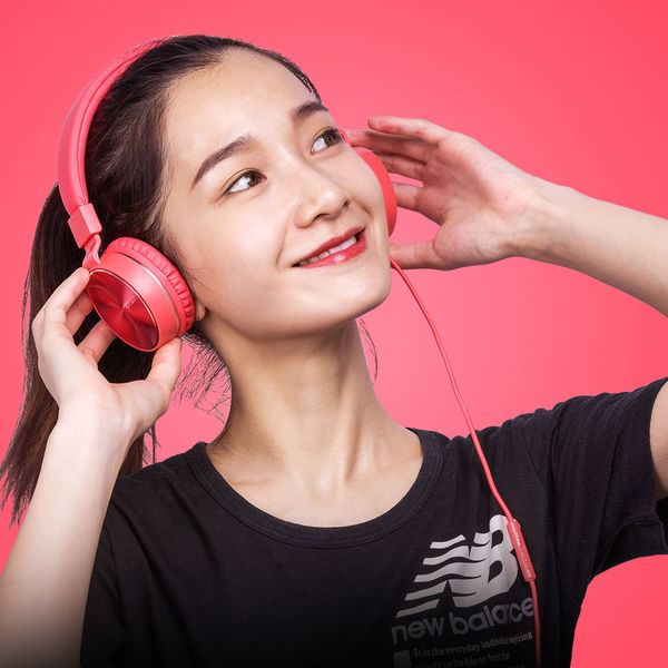 wired headphone foldable headset hifi stereo metal over-ear adjustable earphone with mic for iphone 6 xiaomi mobile phone mp3/4
wired headphone foldable headset hifi stereo metal over-ear adjustable earphone with mic for iphone 6 xiaomi mobile phone mp3/4