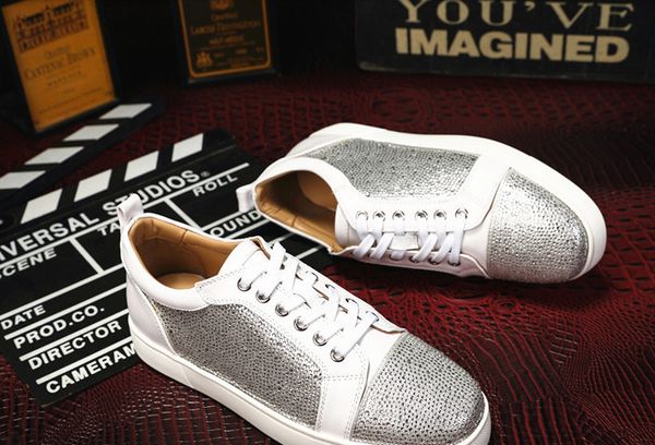 Удобная повседневная обувь Мужская и женская кроссовки Мода Лоскутная Красный Черный Кристалл Low Cut Дизайнерская обувь
Удобная повседневная обувь Мужская и женская кроссовки Мода Лоскутная Красный Черный Кристалл Low Cut Дизайнерская обувь