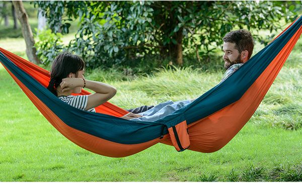 comfortable skin-friendly outdoor furniture fabric double hammock tent outdoor camping swing hanging two-person hammock bed
comfortable skin-friendly outdoor furniture fabric double hammock tent outdoor camping swing hanging two-person hammock bed