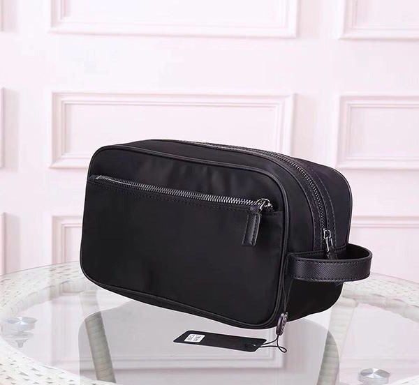 new wholesale designer clutch bag for men cosmetic bag women big travel organizer storage wash bag make up men purse cosmetic case
new wholesale designer clutch bag for men cosmetic bag women big travel organizer storage wash bag make up men purse cosmetic case