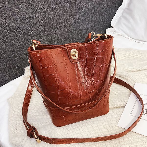 alligator handbags women big capacity pu leather messenger shoulder bags women bucket casual solid crocodile woman handbag purse
alligator handbags women big capacity pu leather messenger shoulder bags women bucket casual solid crocodile woman handbag purse