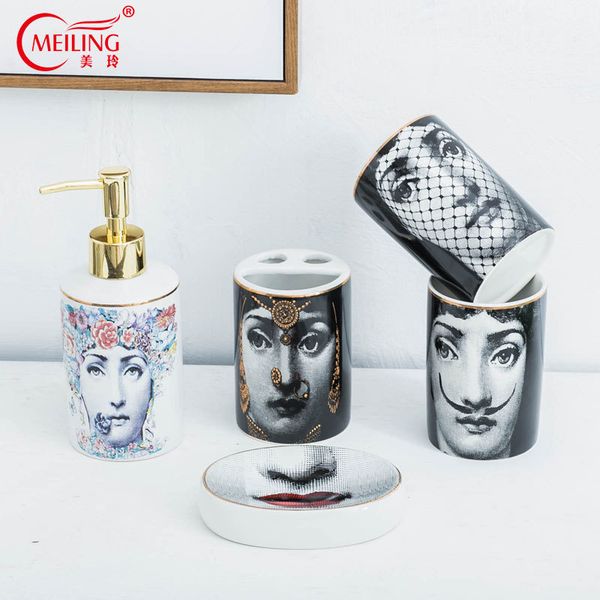популярные fornasetti наборы для ванной комнаты 5 шт. керамические аксессуары для украшения мыла держатель зубной щетки кубок туалет ящик дл
популярные fornasetti наборы для ванной комнаты 5 шт. керамические аксессуары для украшения мыла держатель зубной щетки кубок туалет ящик дл