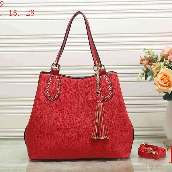 european and american ladies handbag 2020 new large capacity handbag shopping bag handbag shoulder bag multi-color selection
european and american ladies handbag 2020 new large capacity handbag shopping bag handbag shoulder bag multi-color selection