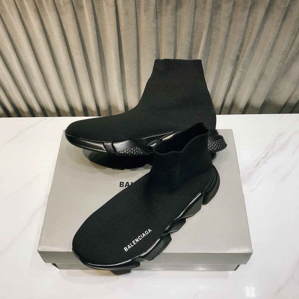 2020 new sp couple daily casual sports shoes fashion couple casual shoes socks sneakers
2020 new sp couple daily casual sports shoes fashion couple casual shoes socks sneakers
