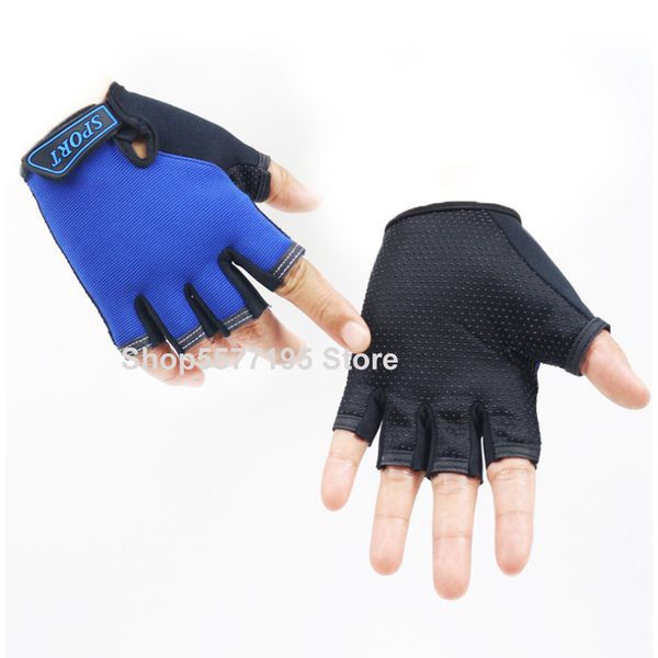 cute children gloves outdoor sports luvas for 4-12 years luvas boys girls half finger sky pattern fingerless mittens 2020, Blue;gray
cute children gloves outdoor sports luvas for 4-12 years luvas boys girls half finger sky pattern fingerless mittens 2020, Blue;gray