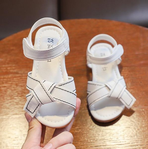 girls cute sandals summer new fashion flat girl single beach shoes kids princess shoes girls size 21-30, Black;red
girls cute sandals summer new fashion flat girl single beach shoes kids princess shoes girls size 21-30, Black;red