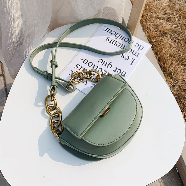 2020 new original design fashion vintage saddle bag handbag & fashion chain bag width 19cm height 13cm thickness 7cm
2020 new original design fashion vintage saddle bag handbag & fashion chain bag width 19cm height 13cm thickness 7cm