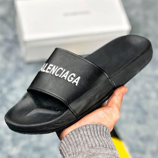 classic fashion men and women designer slippers black and white pu material soft bottom luxury slides summer beach sandals
classic fashion men and women designer slippers black and white pu material soft bottom luxury slides summer beach sandals
