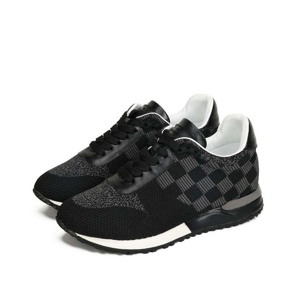 2020 quality designer shoe fashion luxury women men's leather lace up platform oversized sole sneakers white black casual shoes with bo
2020 quality designer shoe fashion luxury women men's leather lace up platform oversized sole sneakers white black casual shoes with bo