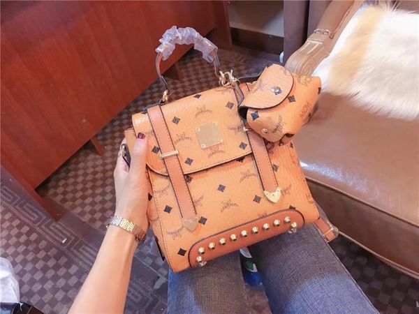 designer-2018 women luxury designer handbags tote clutch backpack school street backpacks good quality leather two functions
designer-2018 women luxury designer handbags tote clutch backpack school street backpacks good quality leather two functions