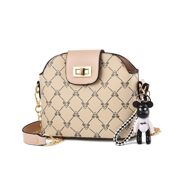 2020 new lady pu leather women messenger bags fashion female crossbody flap cover design chain shoulder bag
2020 new lady pu leather women messenger bags fashion female crossbody flap cover design chain shoulder bag