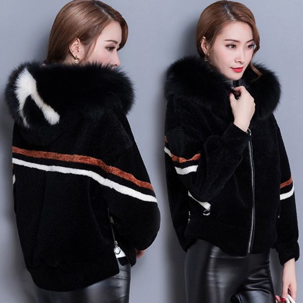 fur sheep shearing coat women's short outwear 2018 winter korean fashion warm padded fur hooded plus size jacket, Black
fur sheep shearing coat women's short outwear 2018 winter korean fashion warm padded fur hooded plus size jacket, Black