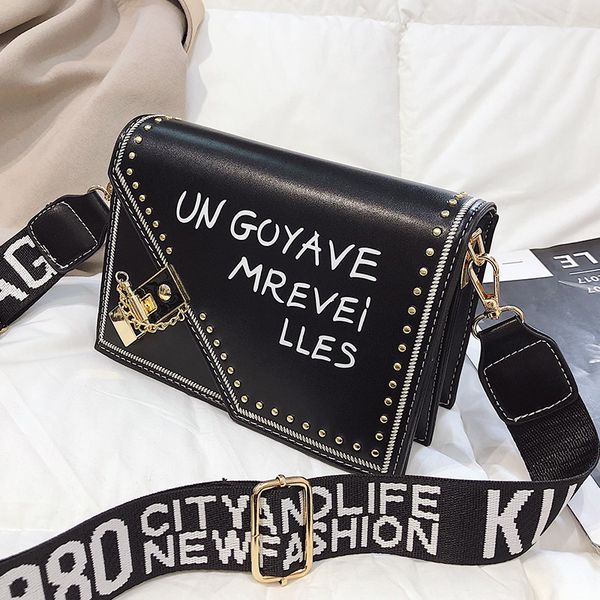 2019 fashionmessenger rivet candy bags plain keg of character vogue tote bags single shoulder cross body bags jinpeng/3
2019 fashionmessenger rivet candy bags plain keg of character vogue tote bags single shoulder cross body bags jinpeng/3