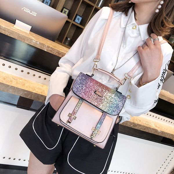 2020 new korean backpack women's casual fashion simple large capacity ladies backpack
2020 new korean backpack women's casual fashion simple large capacity ladies backpack