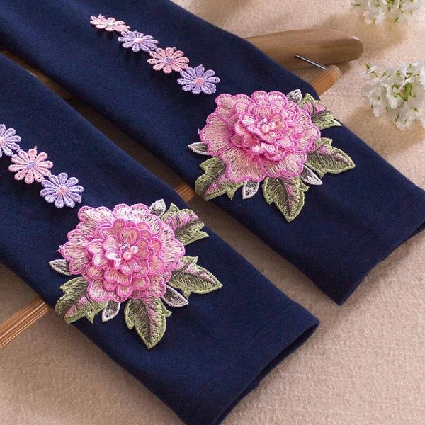 2-10 years baby toddler girls leggings kids skinny pants cotton legging flower lace girl stretchy leggins child long trousers, Blue
2-10 years baby toddler girls leggings kids skinny pants cotton legging flower lace girl stretchy leggins child long trousers, Blue