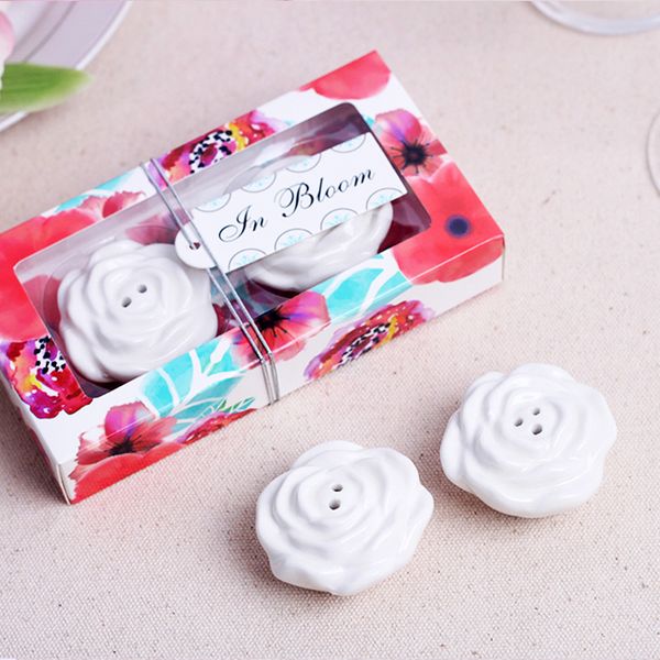 wedding favor ceramic favors "a dash of love" ceramic heart salt & pepper shakers party favor gift 100boxes= 200pcs/lot
wedding favor ceramic favors "a dash of love" ceramic heart salt & pepper shakers party favor gift 100boxes= 200pcs/lot