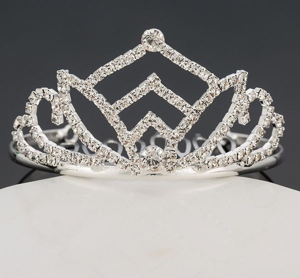 bridal head dress crown wedding party hair dressing children's diamond hair band dress performance accessories kids tiaras, White;red
bridal head dress crown wedding party hair dressing children's diamond hair band dress performance accessories kids tiaras, White;red