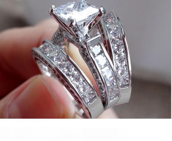 lady's 925 sterling silver princess-cut luxury simulated diamond cz paved stone 2 wedding band ring sets jewelry for women size
lady's 925 sterling silver princess-cut luxury simulated diamond cz paved stone 2 wedding band ring sets jewelry for women size