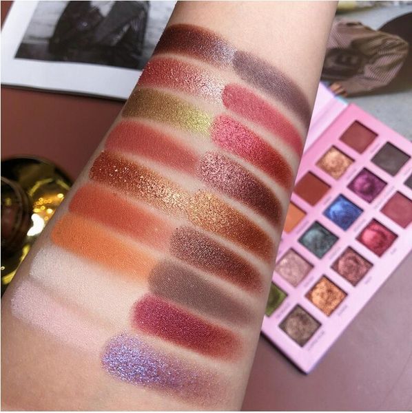 epack hudamoji 18colors water light eyeshadow makeup eyeshadow palettes matte colors eyeshadow with drop shipping dhl free
epack hudamoji 18colors water light eyeshadow makeup eyeshadow palettes matte colors eyeshadow with drop shipping dhl free