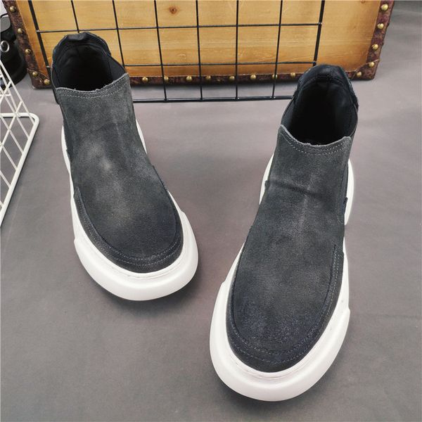 2019 men shoes warm winter cortex man vintage lace-up flat new fashion casual high casual shoes for male buty meskie x11-15, Black
2019 men shoes warm winter cortex man vintage lace-up flat new fashion casual high casual shoes for male buty meskie x11-15, Black