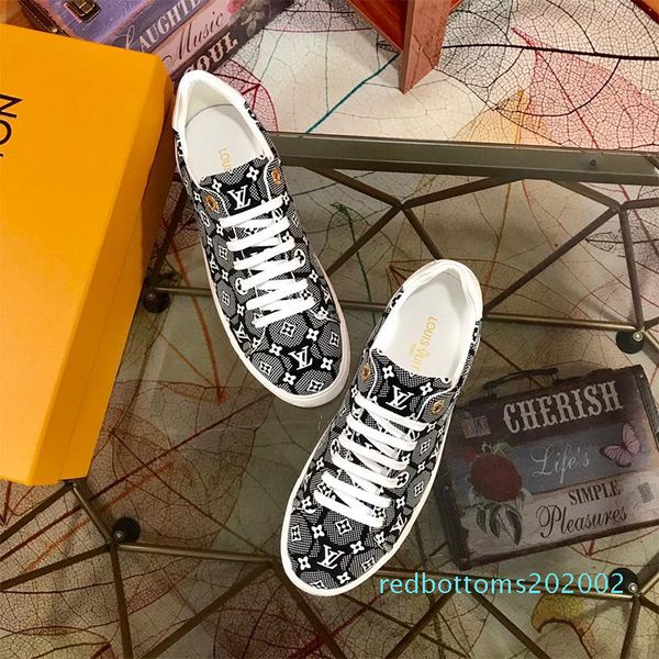 chaussures men casual shoes archlight sneakers fashion men shoe tripler luxury coach shoe vintage triple s tennis sneakers r02, Black
chaussures men casual shoes archlight sneakers fashion men shoe tripler luxury coach shoe vintage triple s tennis sneakers r02, Black