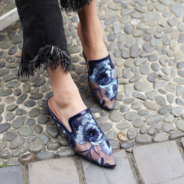 mljuese 2019 women slippers soft lace + cow leather flowers pointed toe blue color sandals party dress wedding size 33-43, Black
mljuese 2019 women slippers soft lace + cow leather flowers pointed toe blue color sandals party dress wedding size 33-43, Black