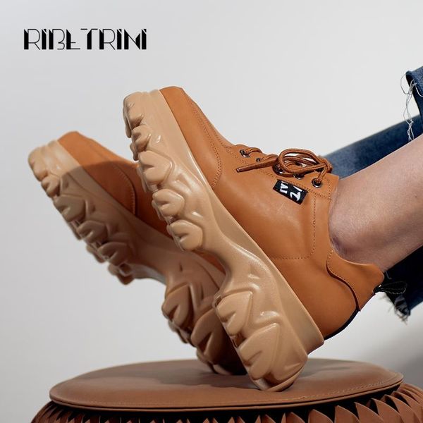 ribetrini new spring female fashion high platform shoes woman quality genuine leather sneakers women 2020 lace-up sneakers, Black
ribetrini new spring female fashion high platform shoes woman quality genuine leather sneakers women 2020 lace-up sneakers, Black