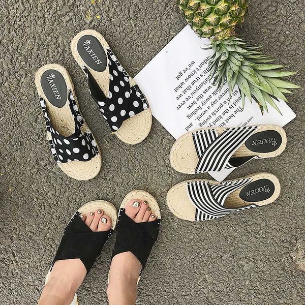 2020 summer new style ladies slipper versatile simple fashion casual fairy style stripe dot flat women's slippers, Black
2020 summer new style ladies slipper versatile simple fashion casual fairy style stripe dot flat women's slippers, Black