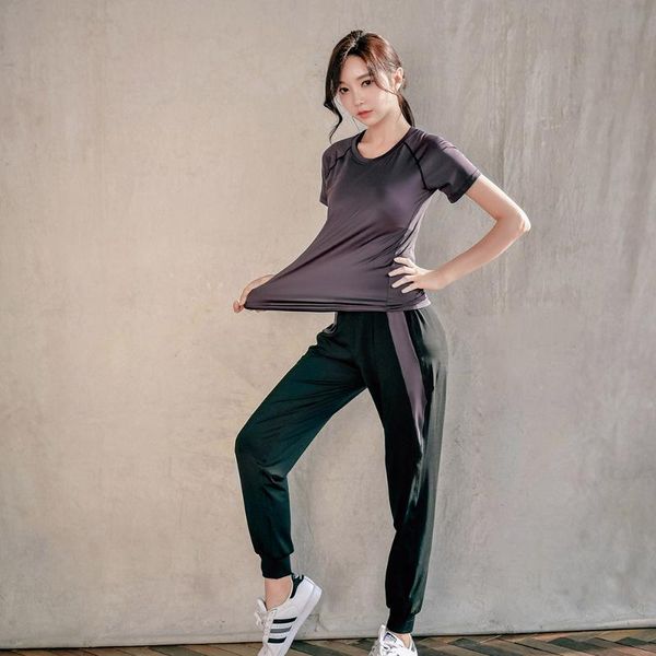 nu-june seamless yoga set women fitness clothing sportswear woman gym leggings padded push up strappy sports bra sports
nu-june seamless yoga set women fitness clothing sportswear woman gym leggings padded push up strappy sports bra sports