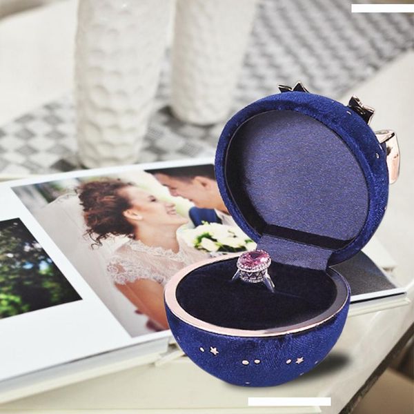 7,7 * 7см 1шт круглого свадебный бархатный бант серьга кольцо box jewelry хранение дисплей box для вспомогательного оборудования ювелирных и, Pink;blue
7,7 * 7см 1шт круглого свадебный бархатный бант серьга кольцо box jewelry хранение дисплей box для вспомогательного оборудования ювелирных и, Pink;blue