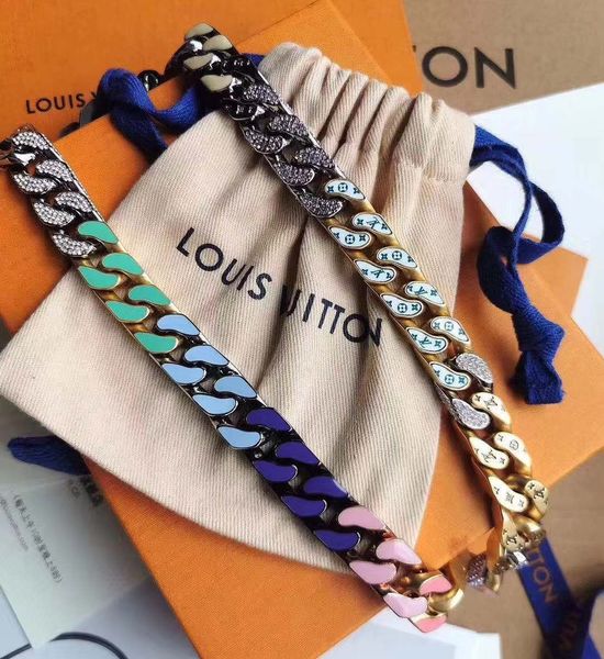 2020 flower colored enamel necklace chain links patches necklace iced out chains jewelry women necklace fashion accessories with box ame82a, Black
2020 flower colored enamel necklace chain links patches necklace iced out chains jewelry women necklace fashion accessories with box ame82a, Black